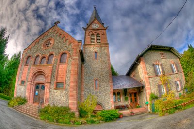 Temple + hdr + fish = _5079759263_l.jpg